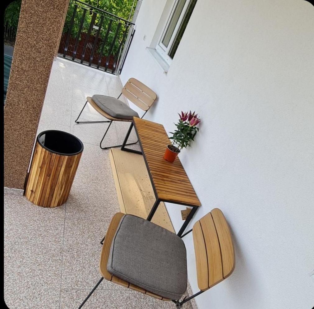 Hotel Casa Coco Curtea de Argeş Zewnętrze zdjęcie
